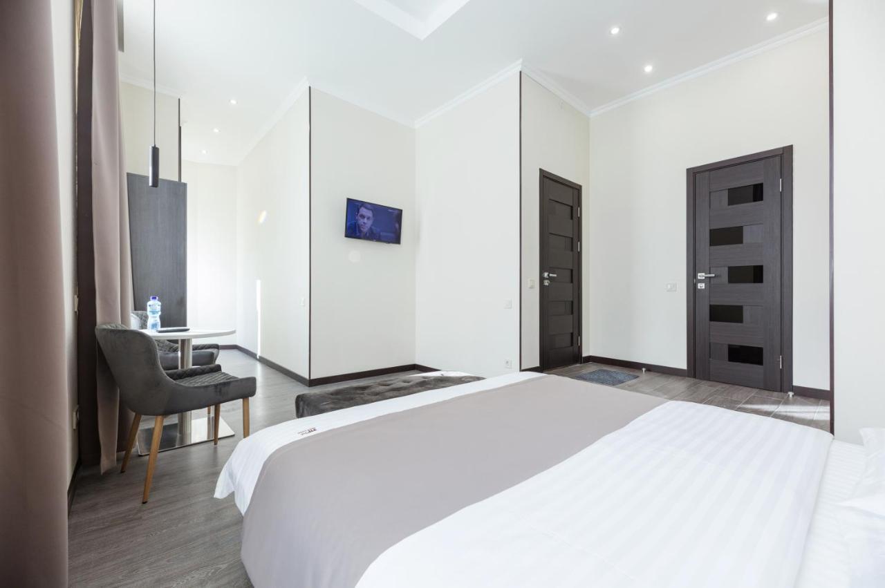 Apart Hotel Maidan Kiev Esterno foto
