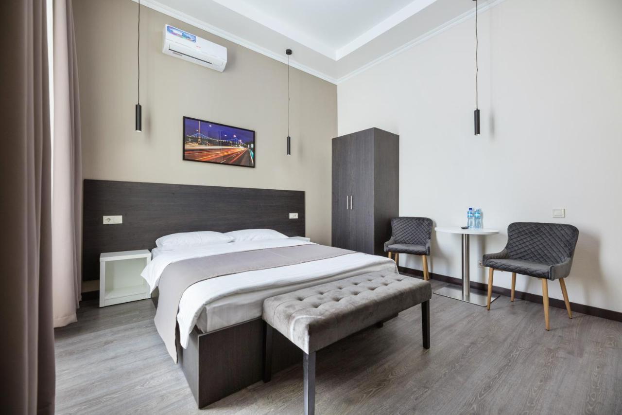 Apart Hotel Maidan Kiev Esterno foto