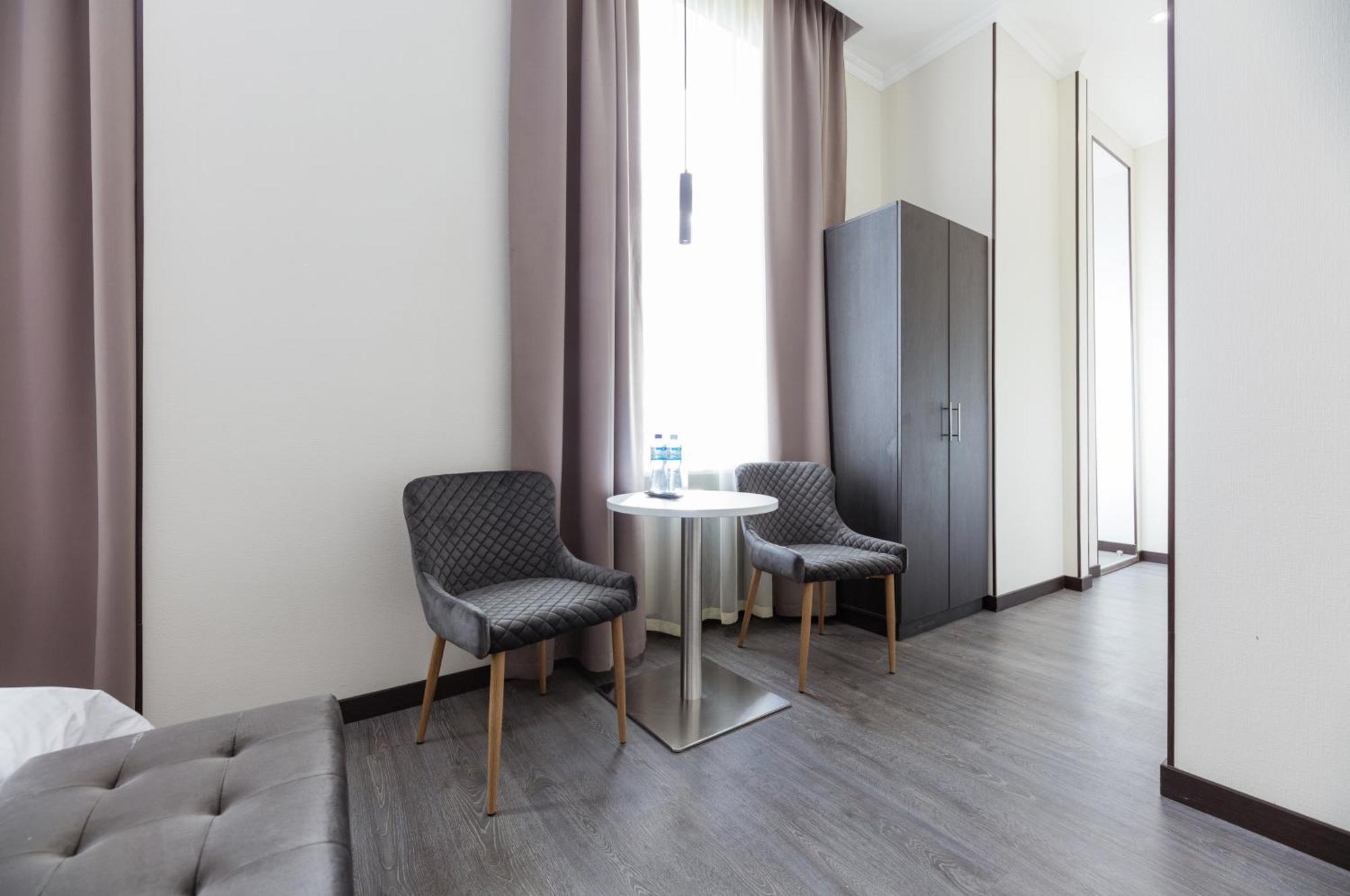 Apart Hotel Maidan Kiev Esterno foto
